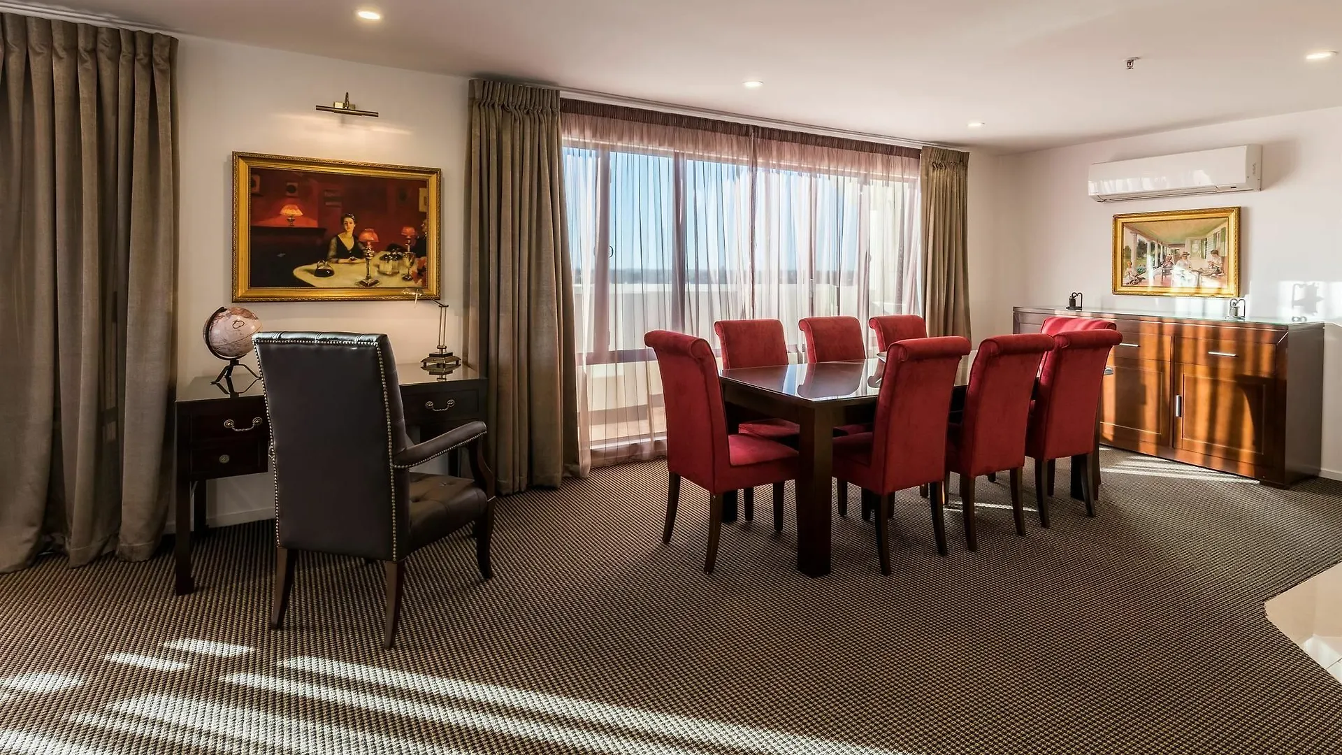 Fino Hotel & Suites Christchurch