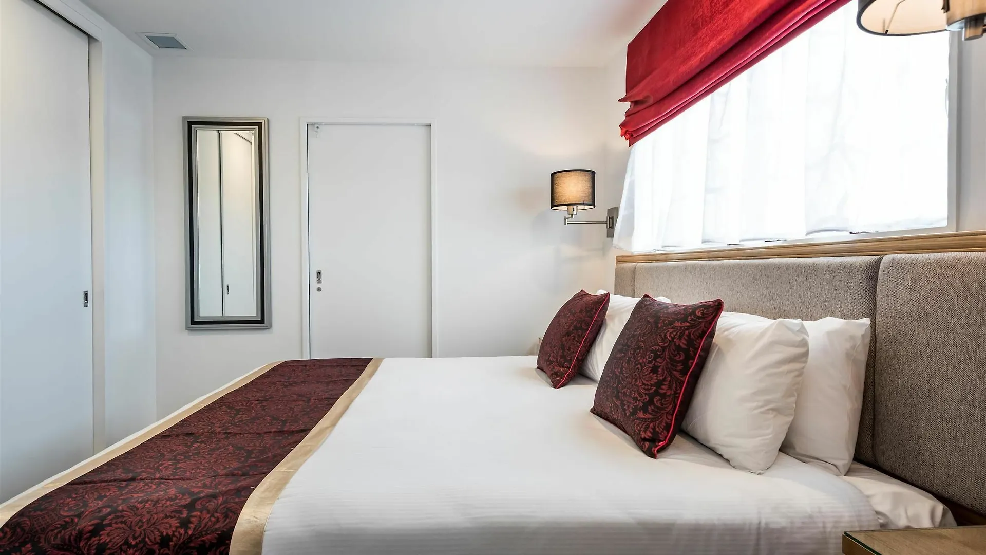 Fino Hotel & Suites Christchurch