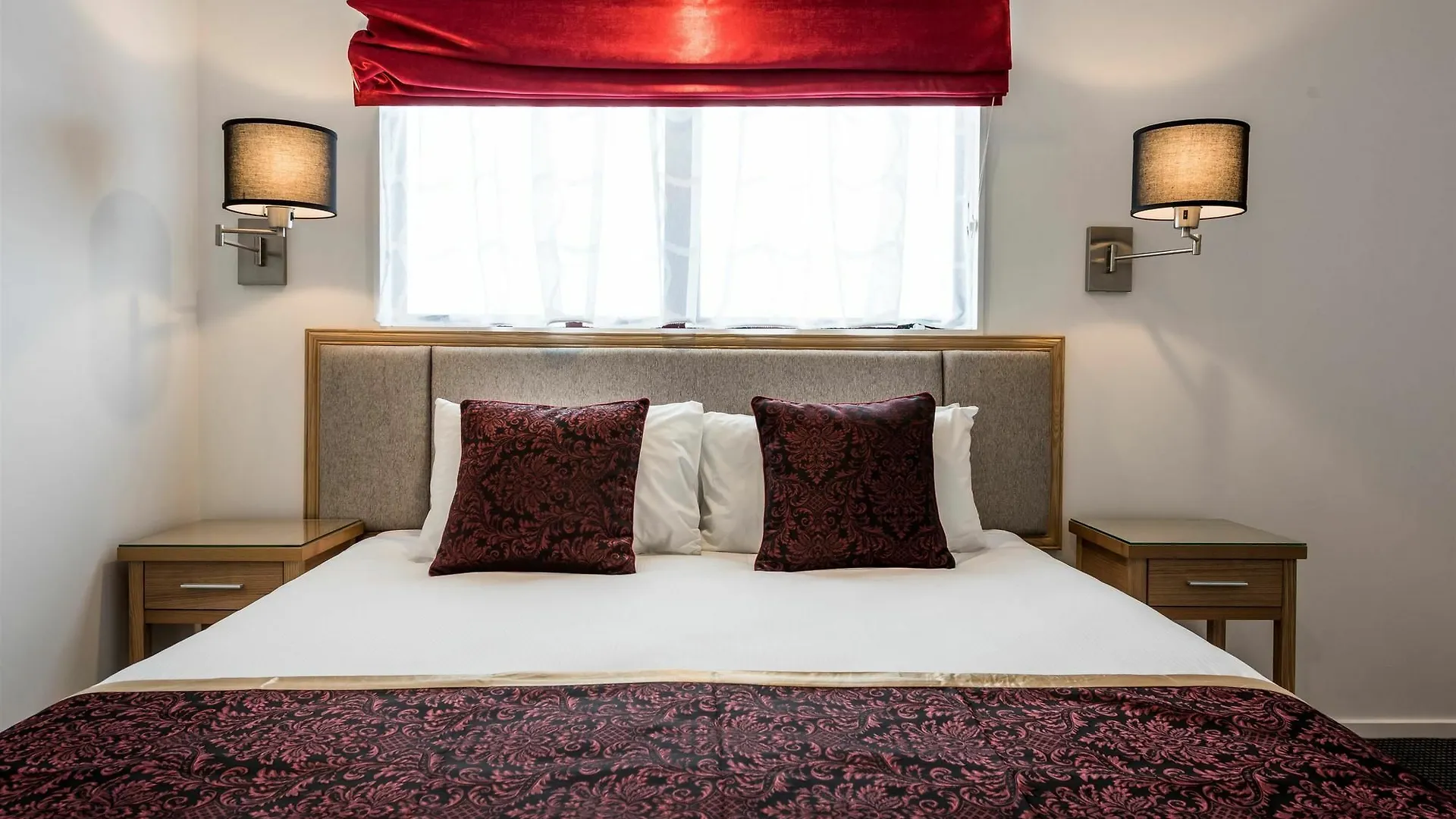 Fino Hotel & Suites Christchurch