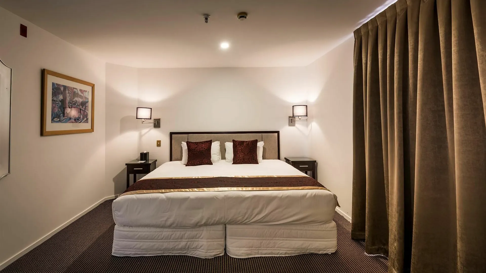 Fino Hotel & Suites Christchurch