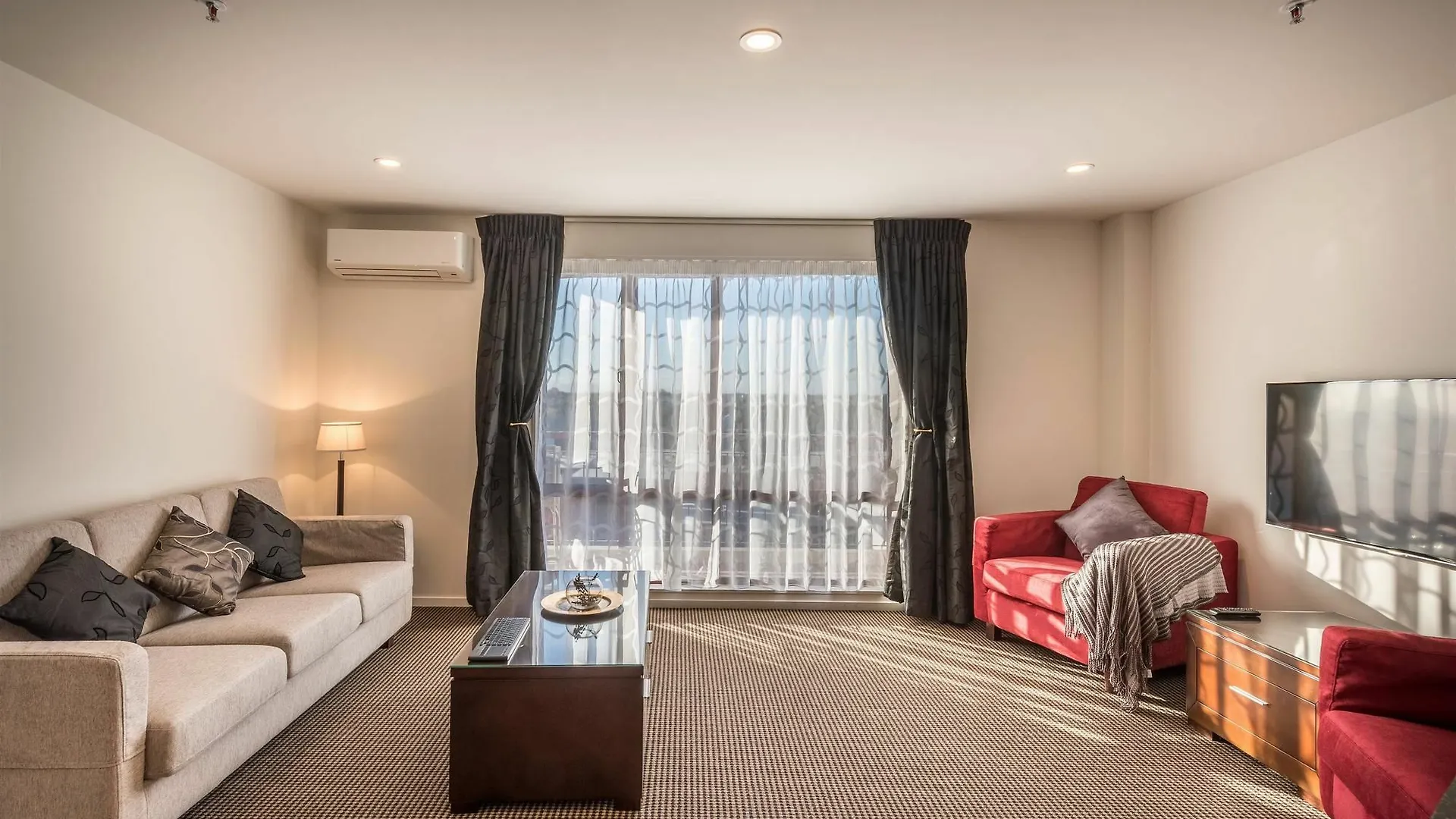 Fino Hotel & Suites Christchurch